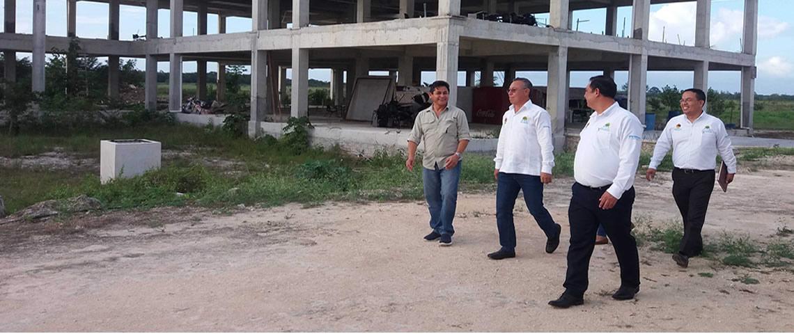 MÁS Y MEJORES ESCUELAS PARA TODOS, EL IFEQROO ATIENDE DEMANDA DE AULAS EN LA UNIVERSIDAD POLITÉCNICA DE BACALAR