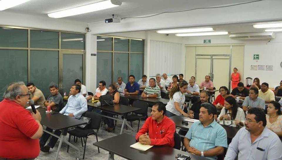 La Sintra se capacita en conferencia de fiscalización de la obra pública, impartida por la ASE