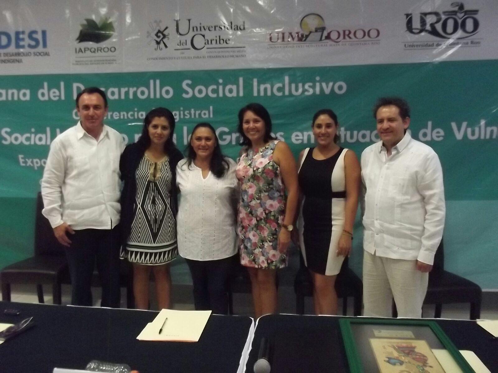 Ex ministra de Perú imparte conferencia magistral en la Universidad del Caribe