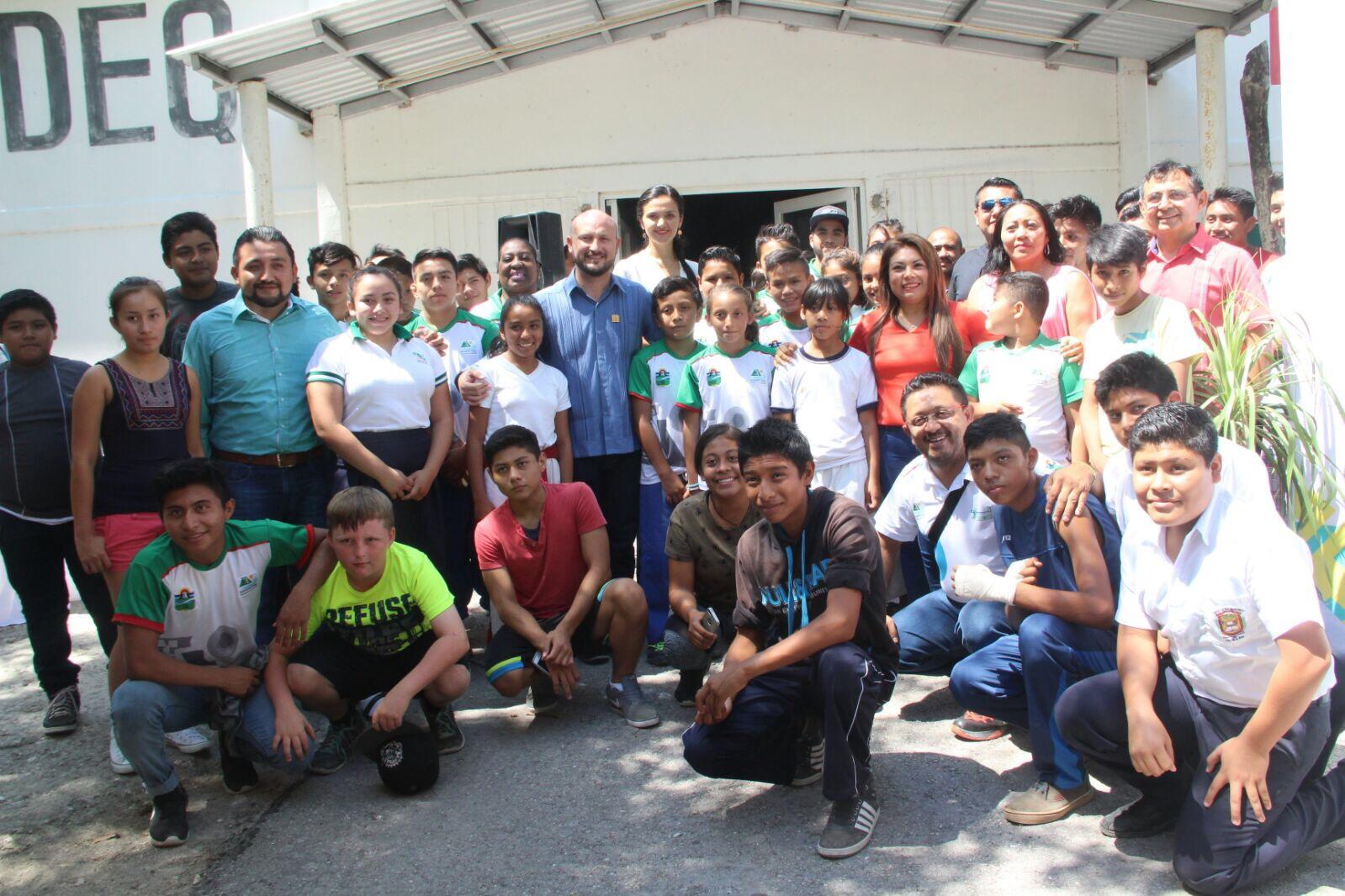 La COJUDEQ inició la rehabilitación de los centros de formación deportiva en los municipios de Solidaridad, Tulum y José María Morelos para beneficio de más de 20 mil usuarios anualmente Se trabaja de manera coordinada y colaborativa con las autoridades municipales para poder brindar a la comunidad deportiva más y mejores oportunidades para el desarrollo de sus disciplinas