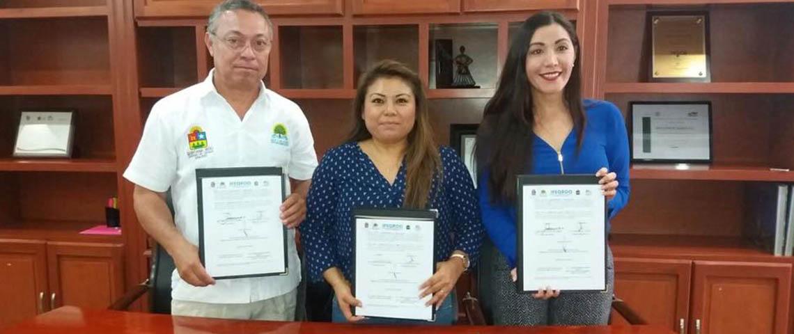 IFEQROO firma convenio con el ayuntamiento de Tulum  en beneficio de los estudiantes  quintanarroenses.