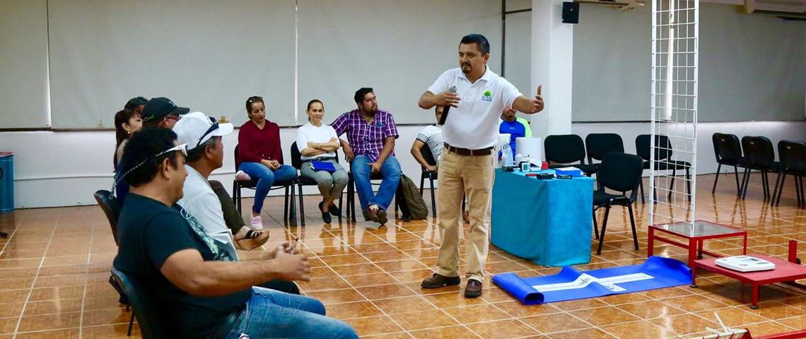 Capacita la SEQ a 29 maestros de educación física en la estrategia “Ponte al 100”