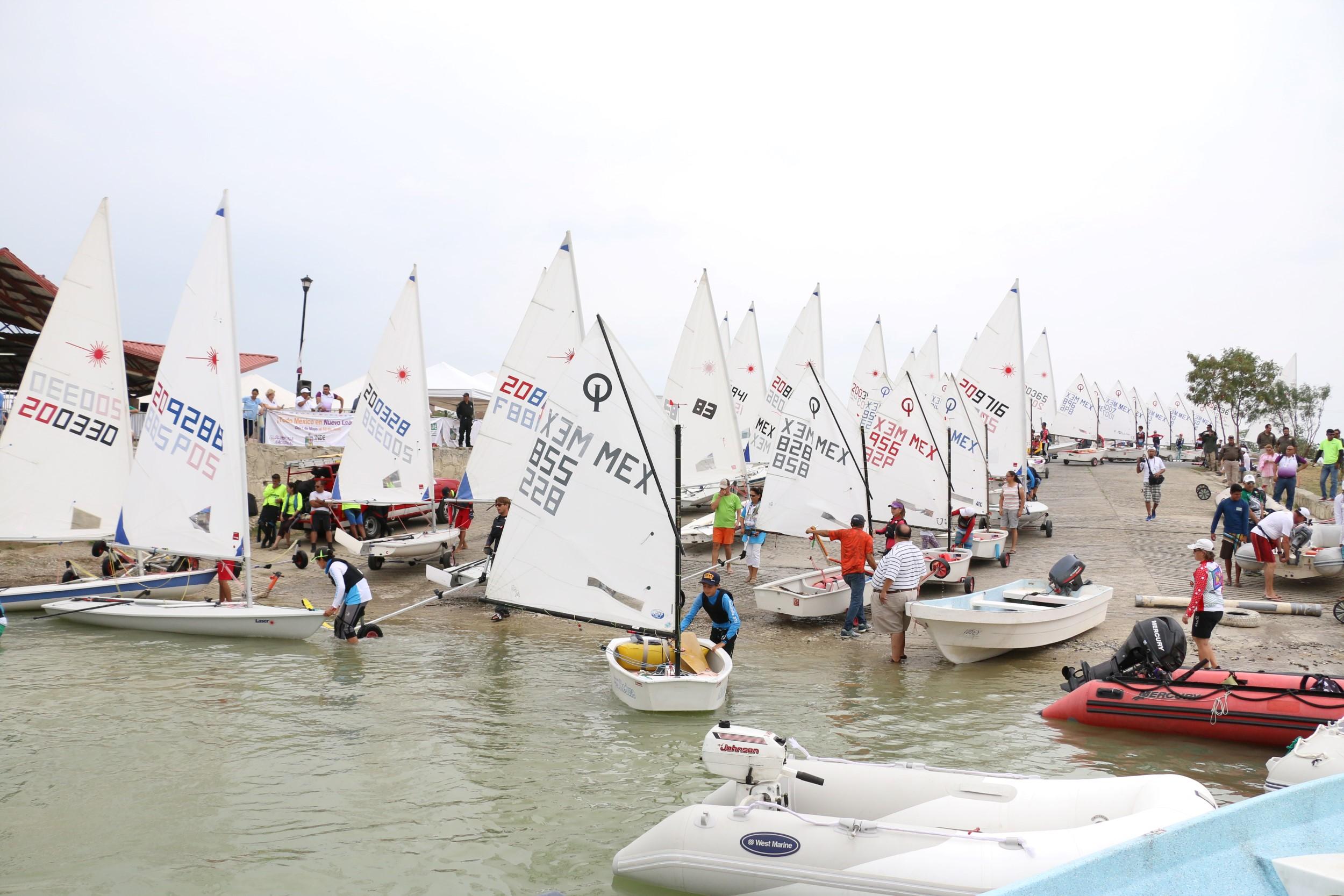 Veleristas de Quintana Roo en la regata internacional WesMex