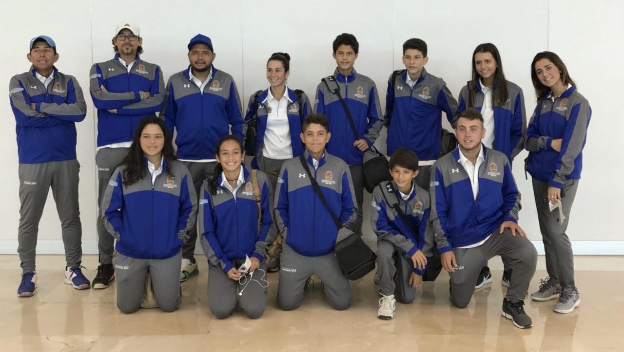 Selección de Tenis viaja a Chihuahua para su participación en Olimpiada