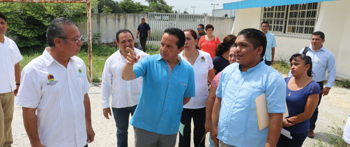 El Gobernador Carlos Joaquín apoya a los alumnos del municipio de Cozumel con más y mejores escuelas, a través del IFEQROO.