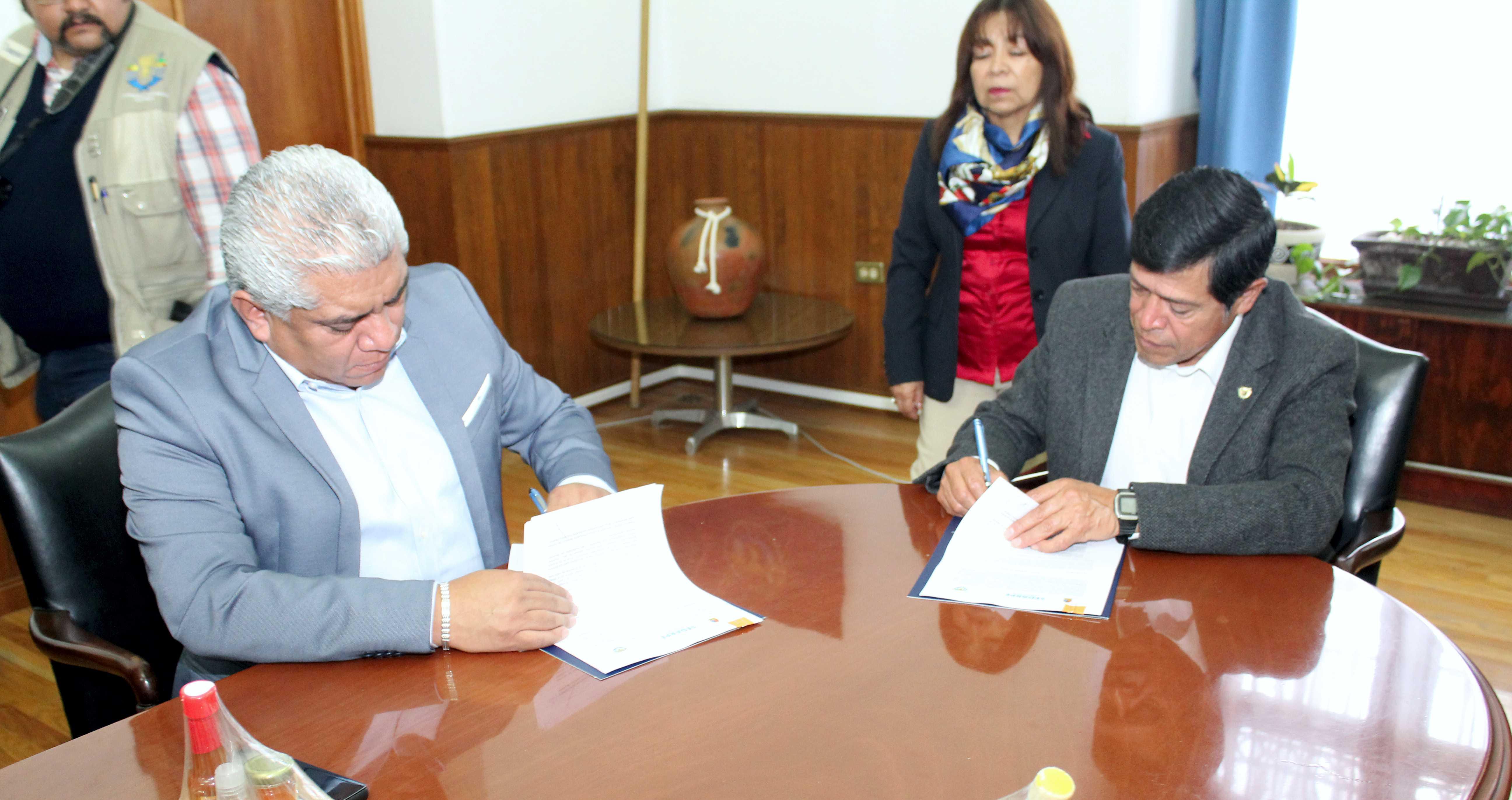 Firma de convenio Chapingo.