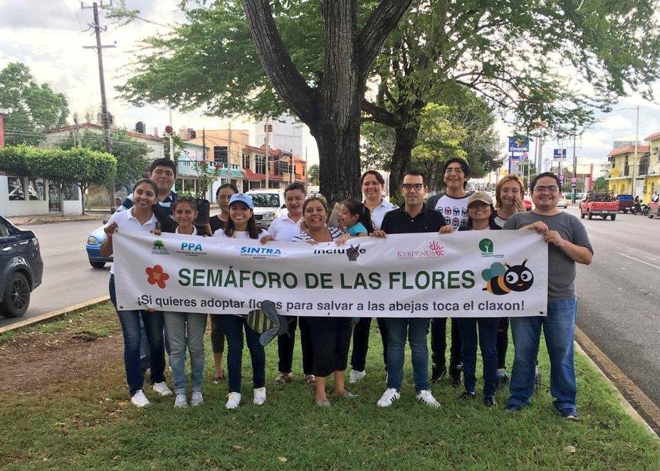 La Secretaría de Infraestructura y Transporte (SINTRA), se suma al evento “Semáforo de las Flores”