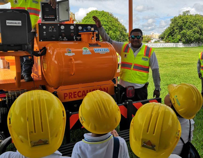 Con el objetivo de lograr la igualdad entre los géneros la SINTRA participa en la feria del Día Internacional de la Niña