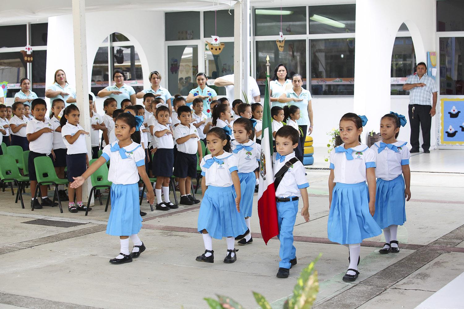 Celebra DIF Quintana Roo 35° aniversario del CENDI 1 Y 10° del CENDI 2