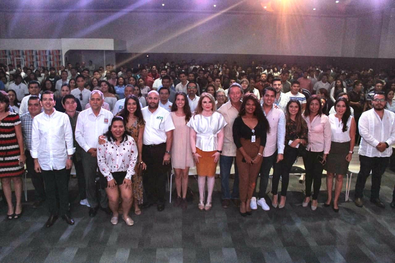 jóvenes de Quintana Roo