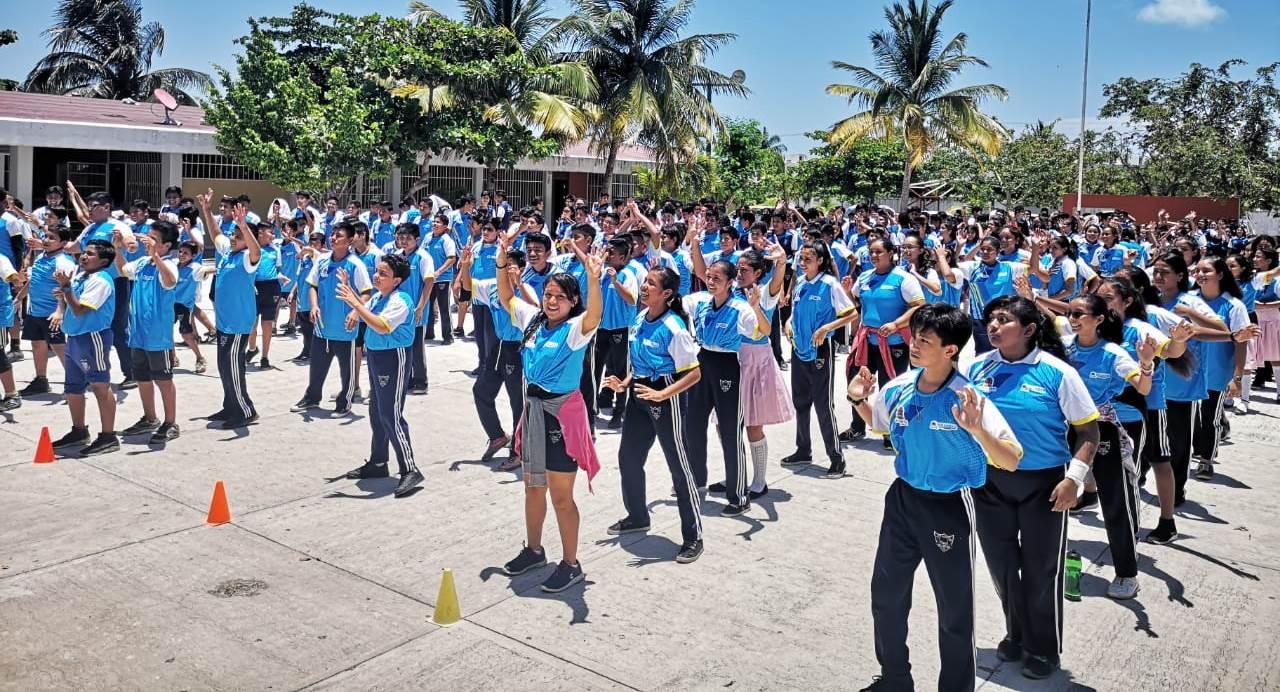 La COJUDEQ fomenta la activación física escolar