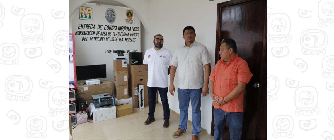 Entrega equipo y mobiliario SESESEP a policía municipal de JMM