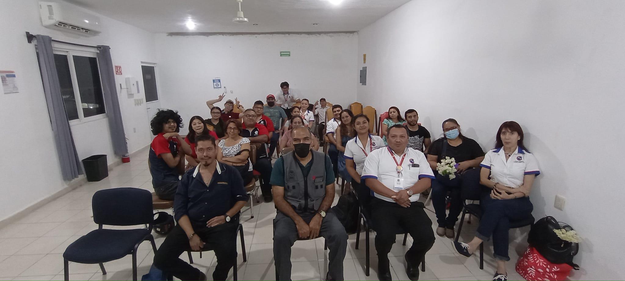 Plática "Resolución asertiva de conflictos" dirigida a trabajadores de la ferretería La Continental