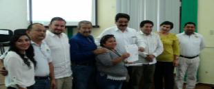 Entrega la SEQ 85 plazas a docentes de secundarias técnicas, generales y telesecundarias