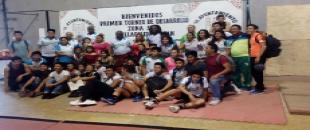 Cosecha de medallas de Luchas de Quintana Roo
